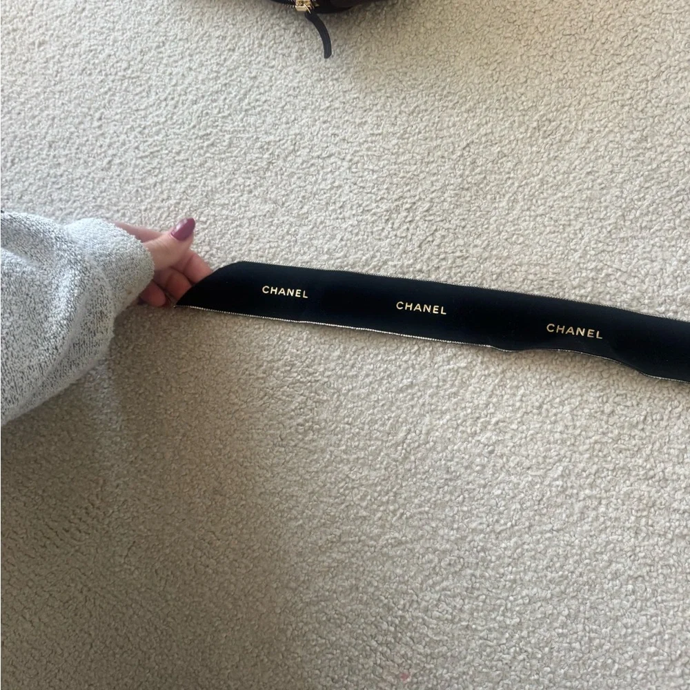 Chanel Black Velvet Ribbon - Picture 2 of 3